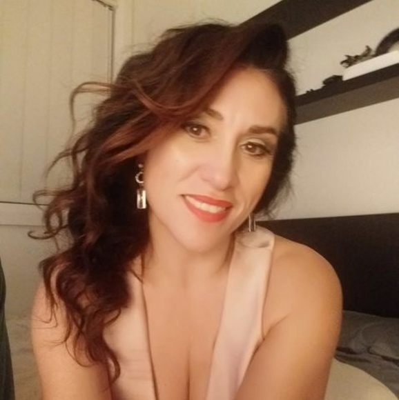 Meet your Posher, Lydia - Picture 1 of 1